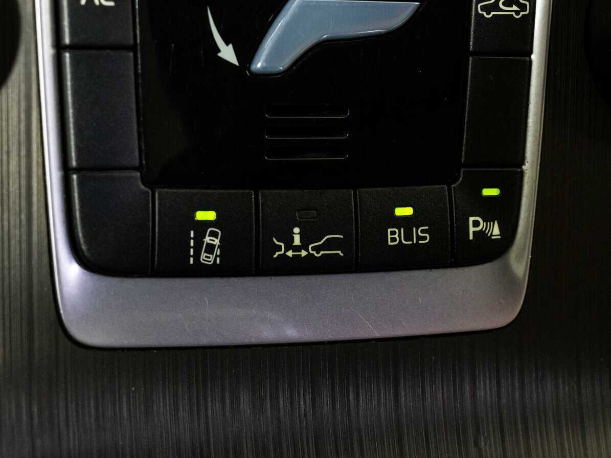 Volvo S60, 2010 Фото №15