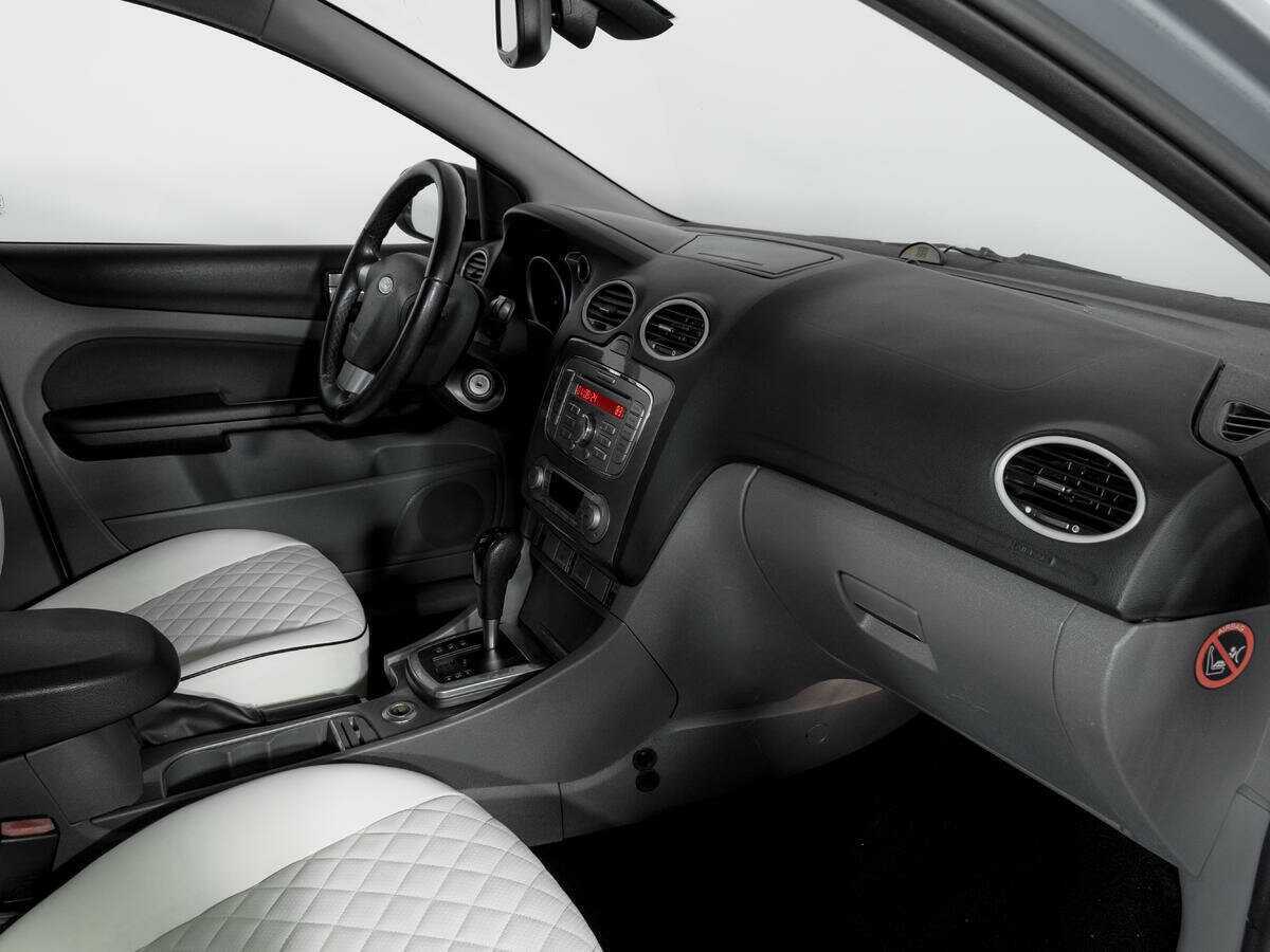 Ford Focus, 2009 Фото №9