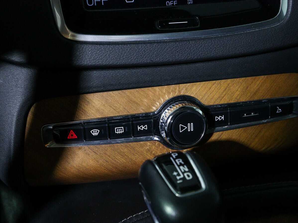 Volvo XC90, 2020 Фото №23