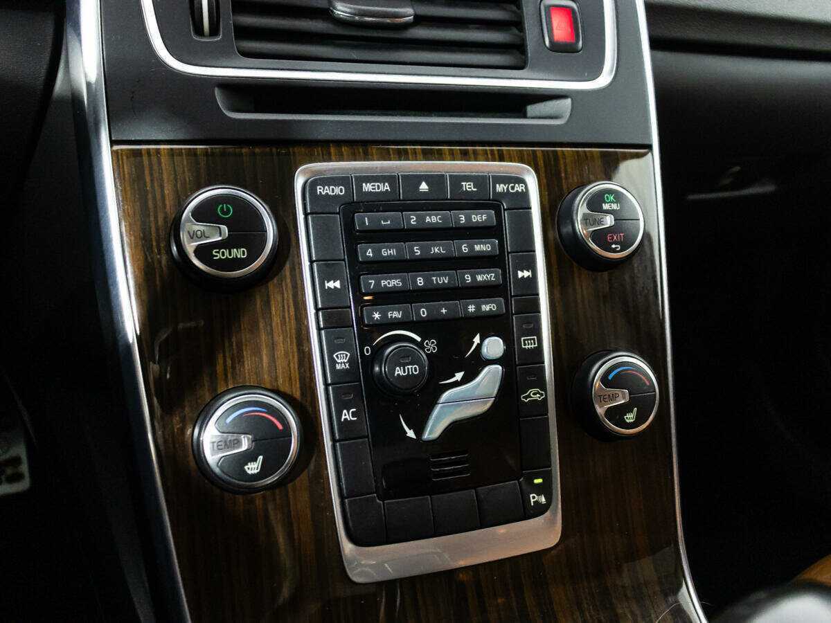 Volvo S60, 2012 Фото №17