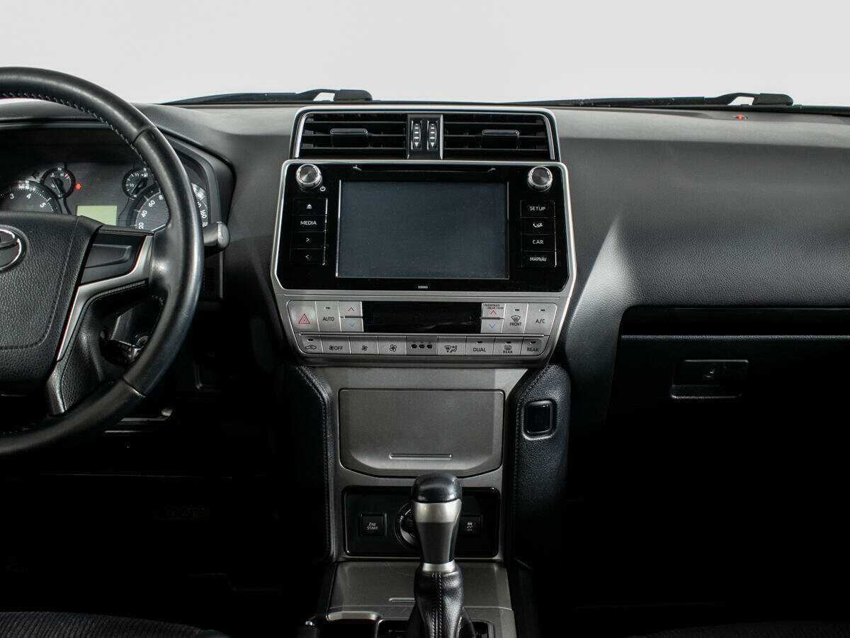 Toyota Land Cruiser Prado, 2018 Фото №11