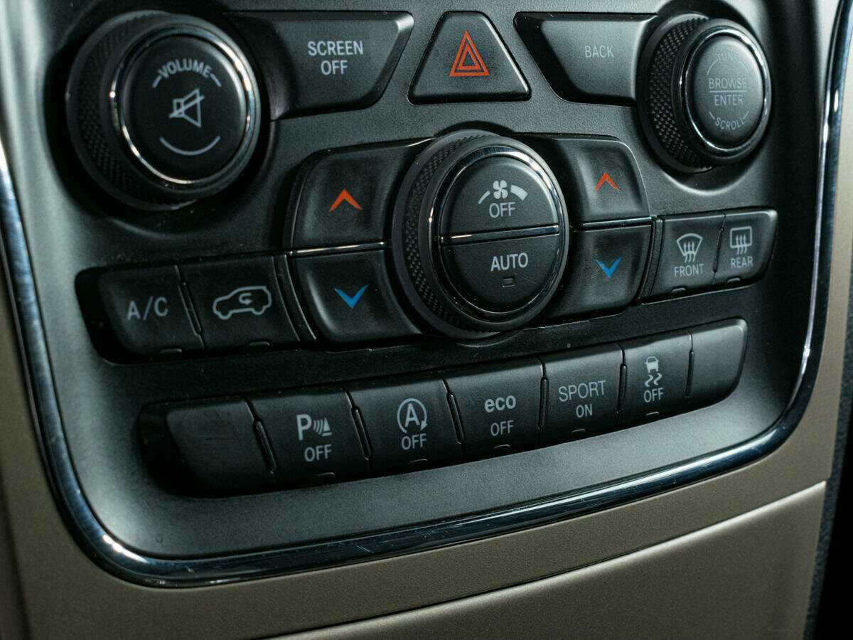 Jeep Grand Cherokee, 2016 Фото №19