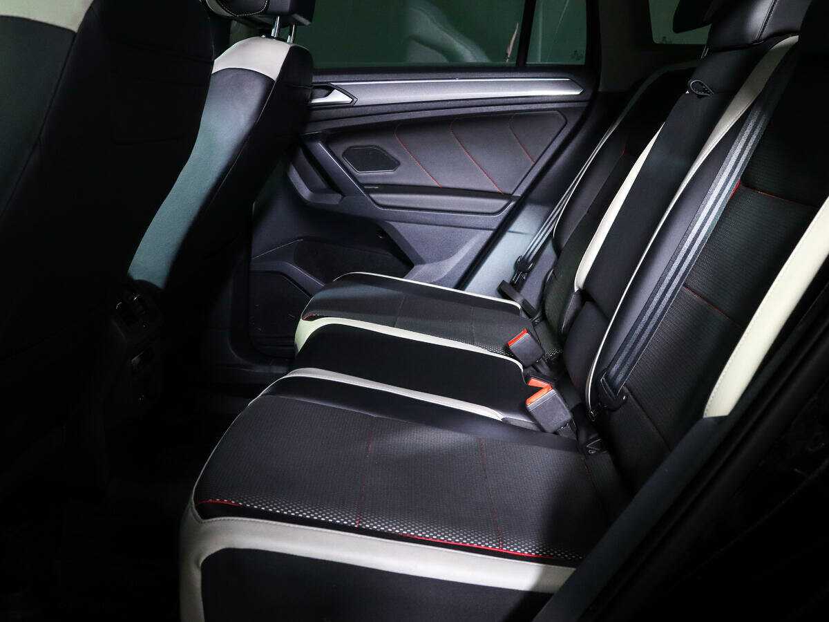 Volkswagen Tiguan, 2021 Фото №8