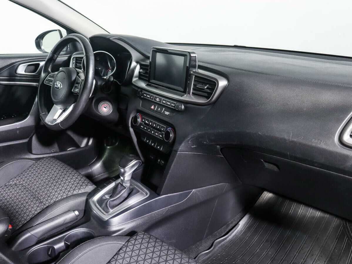 Kia Ceed, 2018 Фото №8