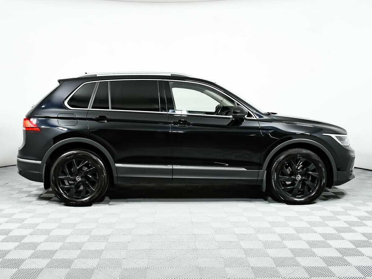 Volkswagen Tiguan, 2021 - 87 056 км. | Фото №4