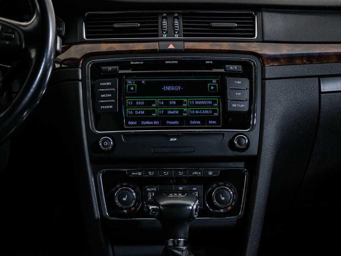 Skoda Superb DSG, 2011 Фото №14