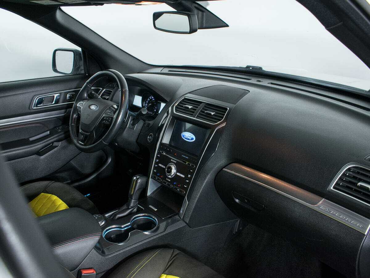 Ford Explorer, 2016 - 151 527 км. | Фото №6