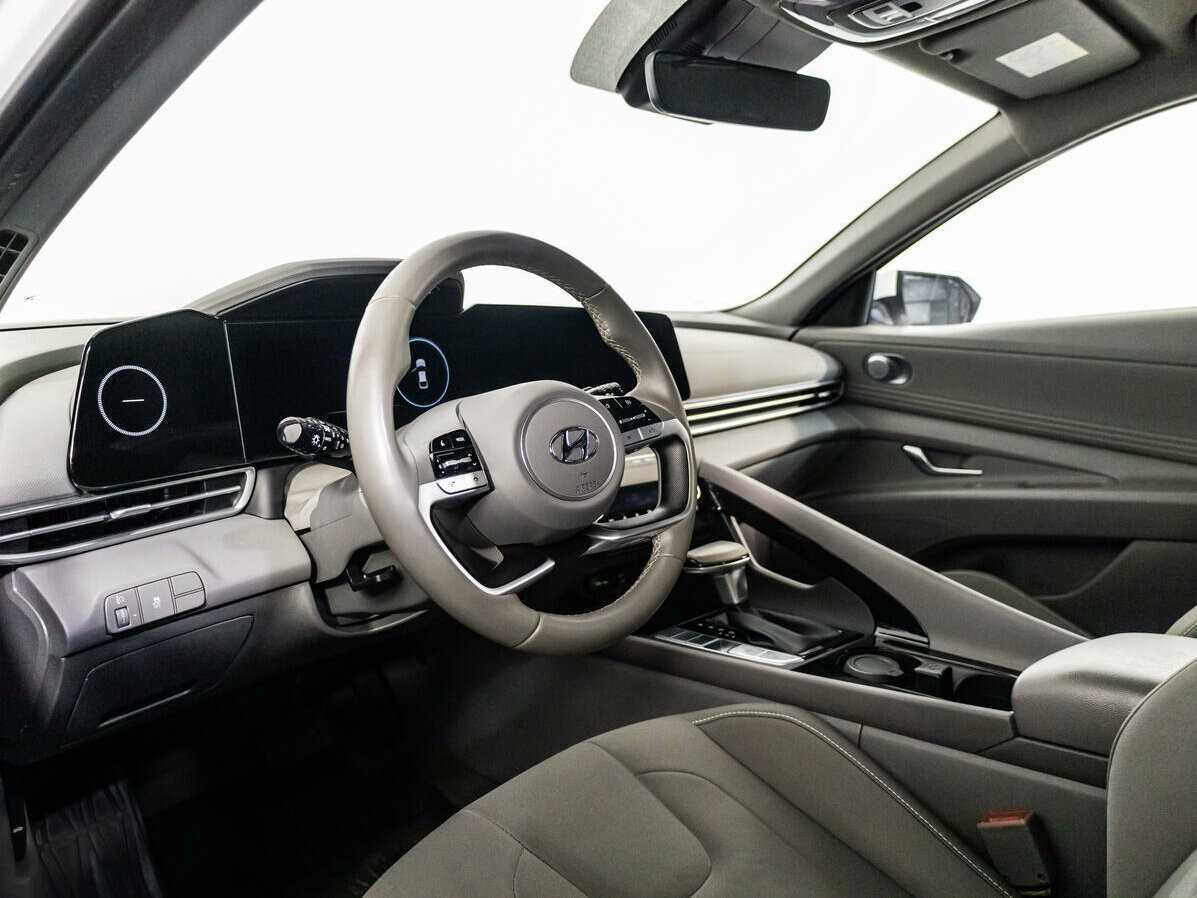 Hyundai Elantra, 2021 Фото №10