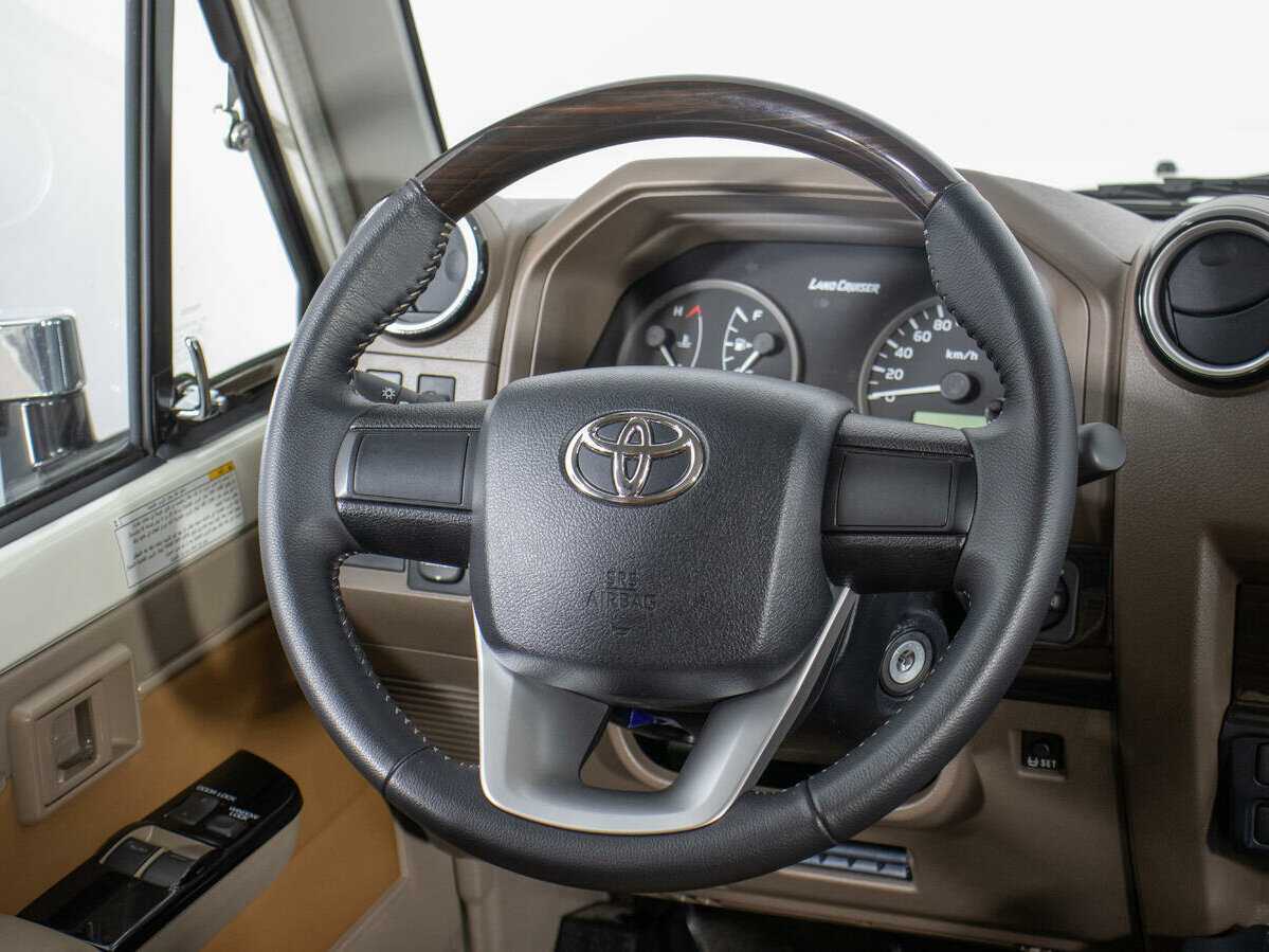 Toyota Land Cruiser 78, 2022 Фото №17