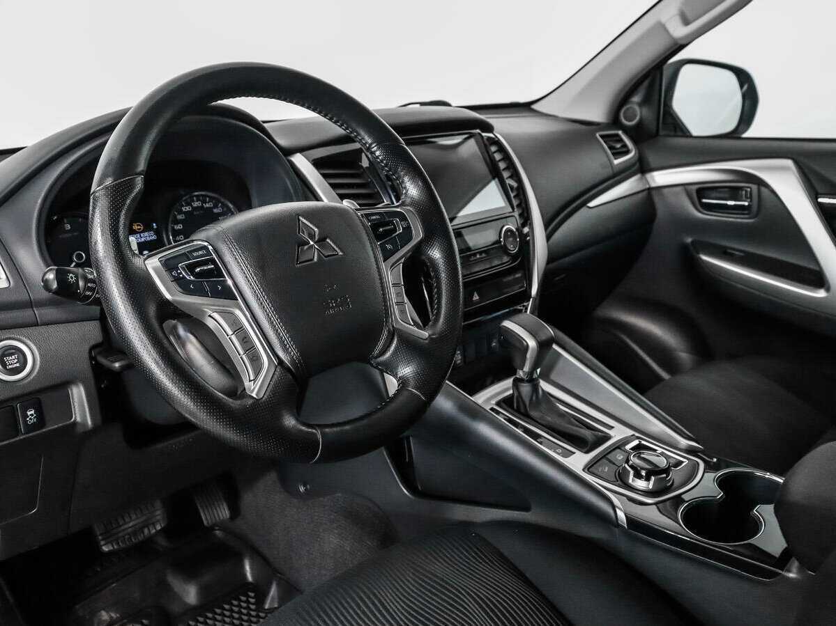 Mitsubishi Pajero Sport, 2020 Фото №9