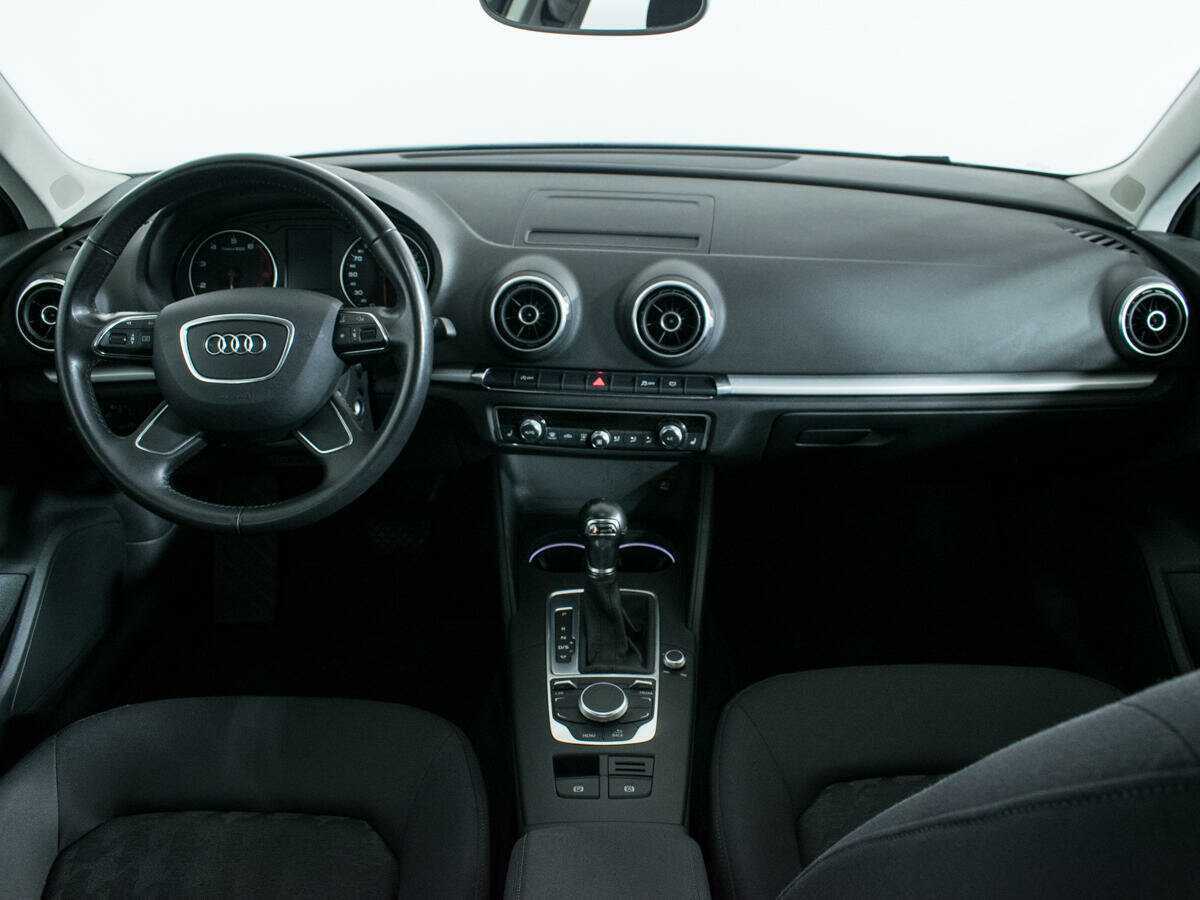 Audi A3 Sportback, 2013 Фото №12