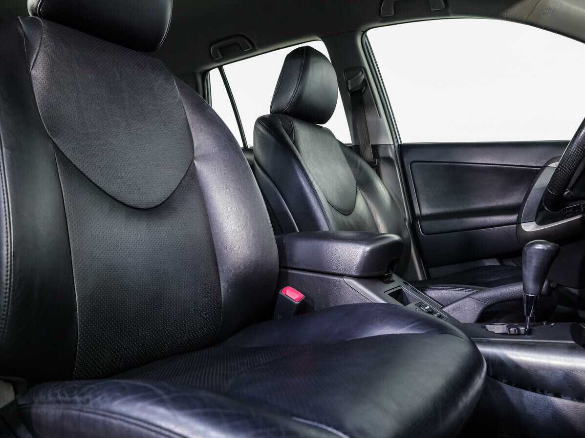 Toyota RAV4, 2011 Фото №11