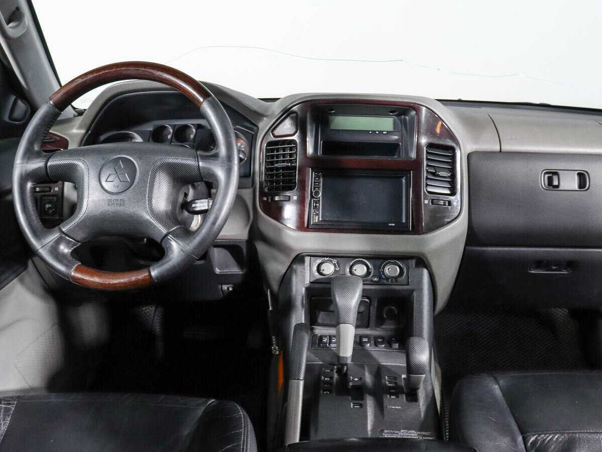 Mitsubishi Pajero, 2002 Фото №9