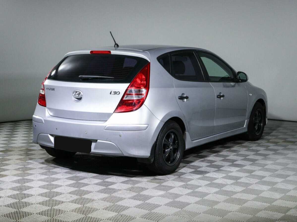 Hyundai i30, 2010 Фото №4