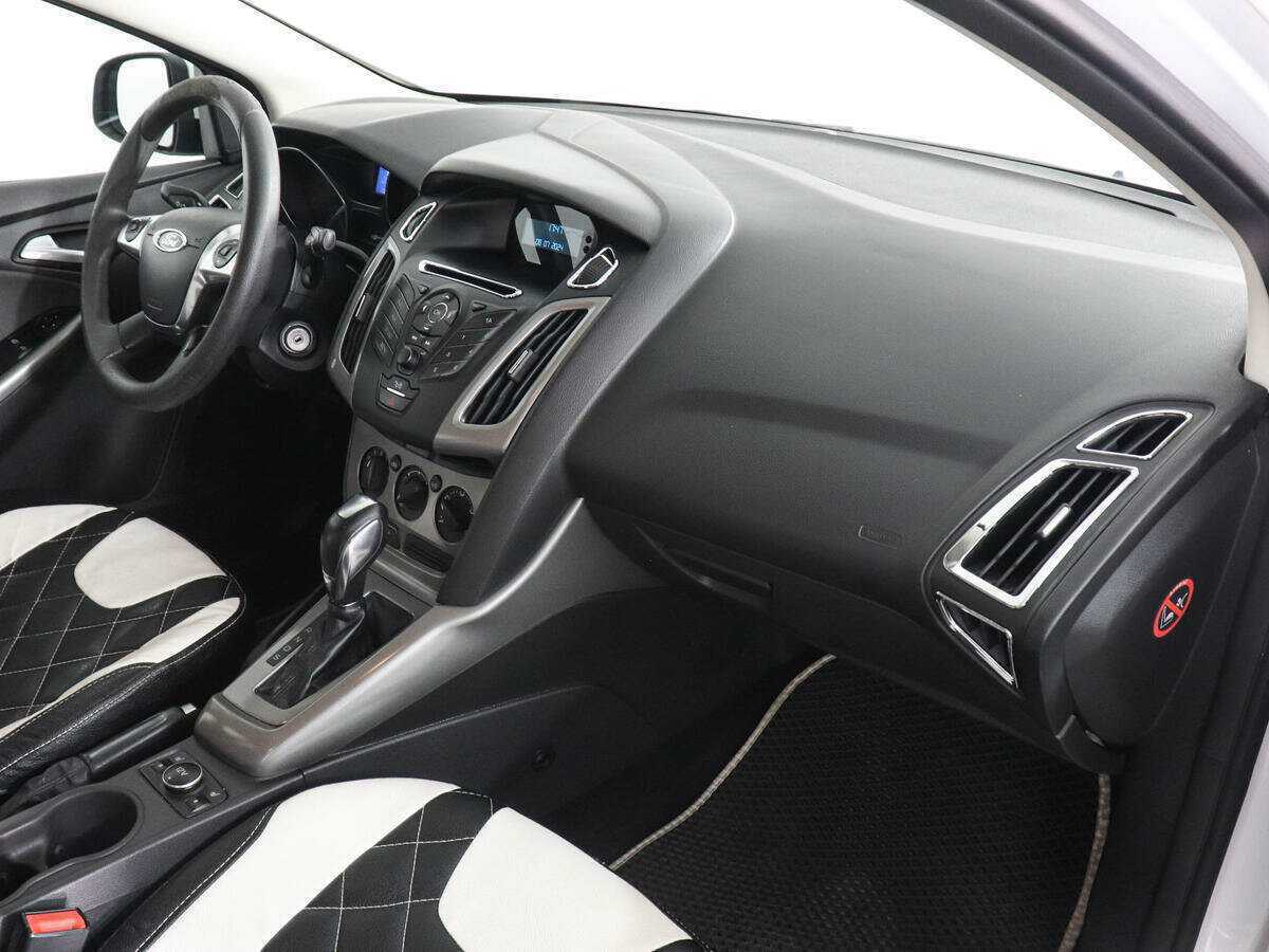 Ford Focus, 2013 Фото №10