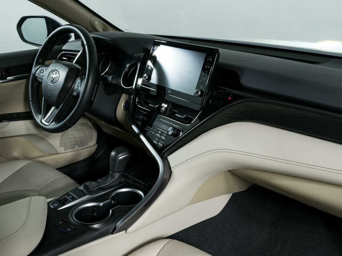 Toyota Camry, 2021 - 42 385 км. | Фото №6