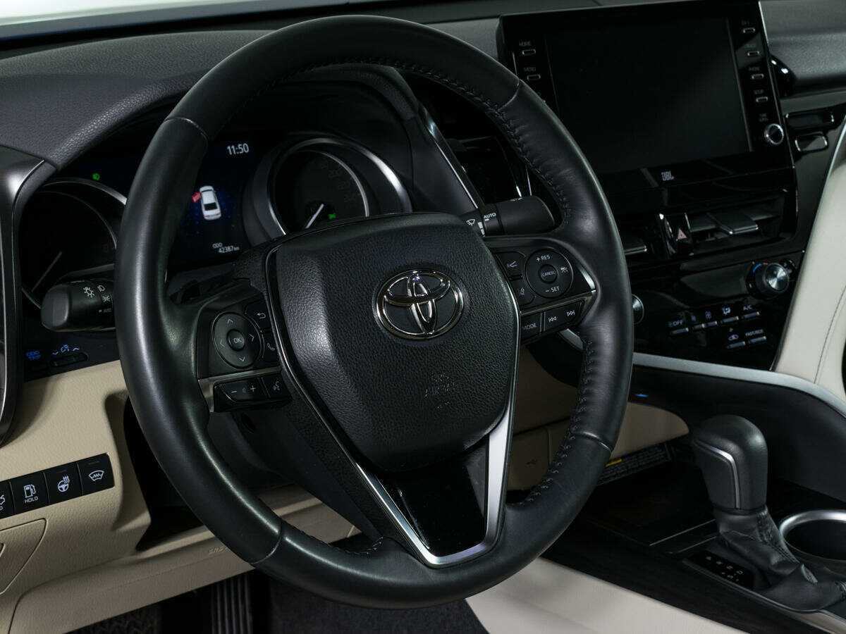 Toyota Camry, 2021 Фото №14