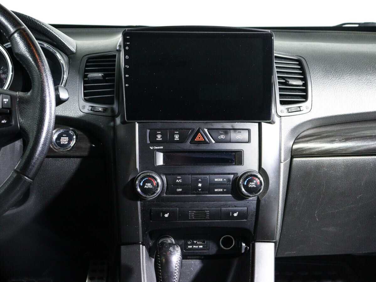 Kia Sorento, 2011 Фото №13