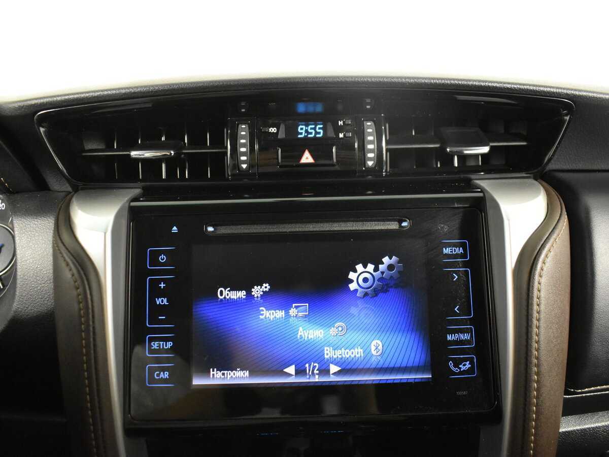 Toyota Fortuner, 2020 Фото №16