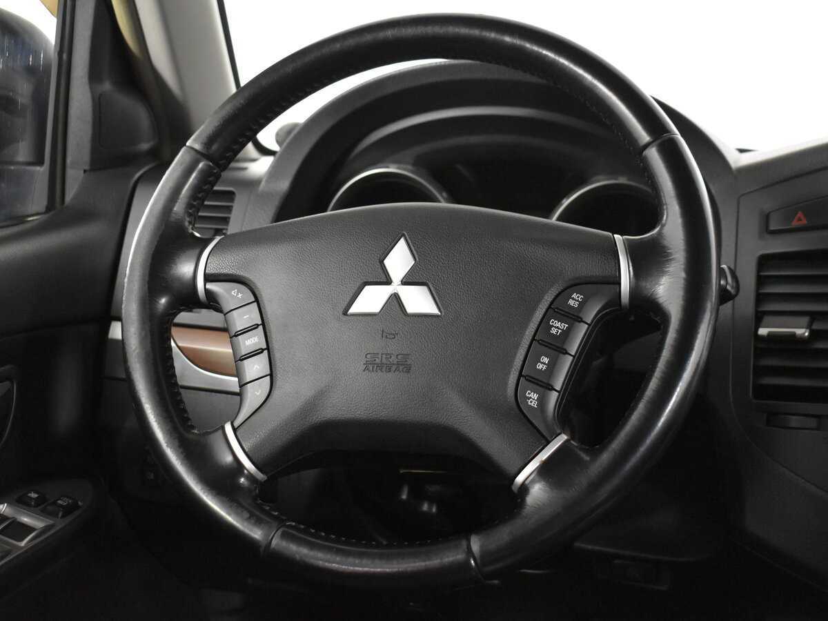 Mitsubishi Pajero, 2007 Фото №13