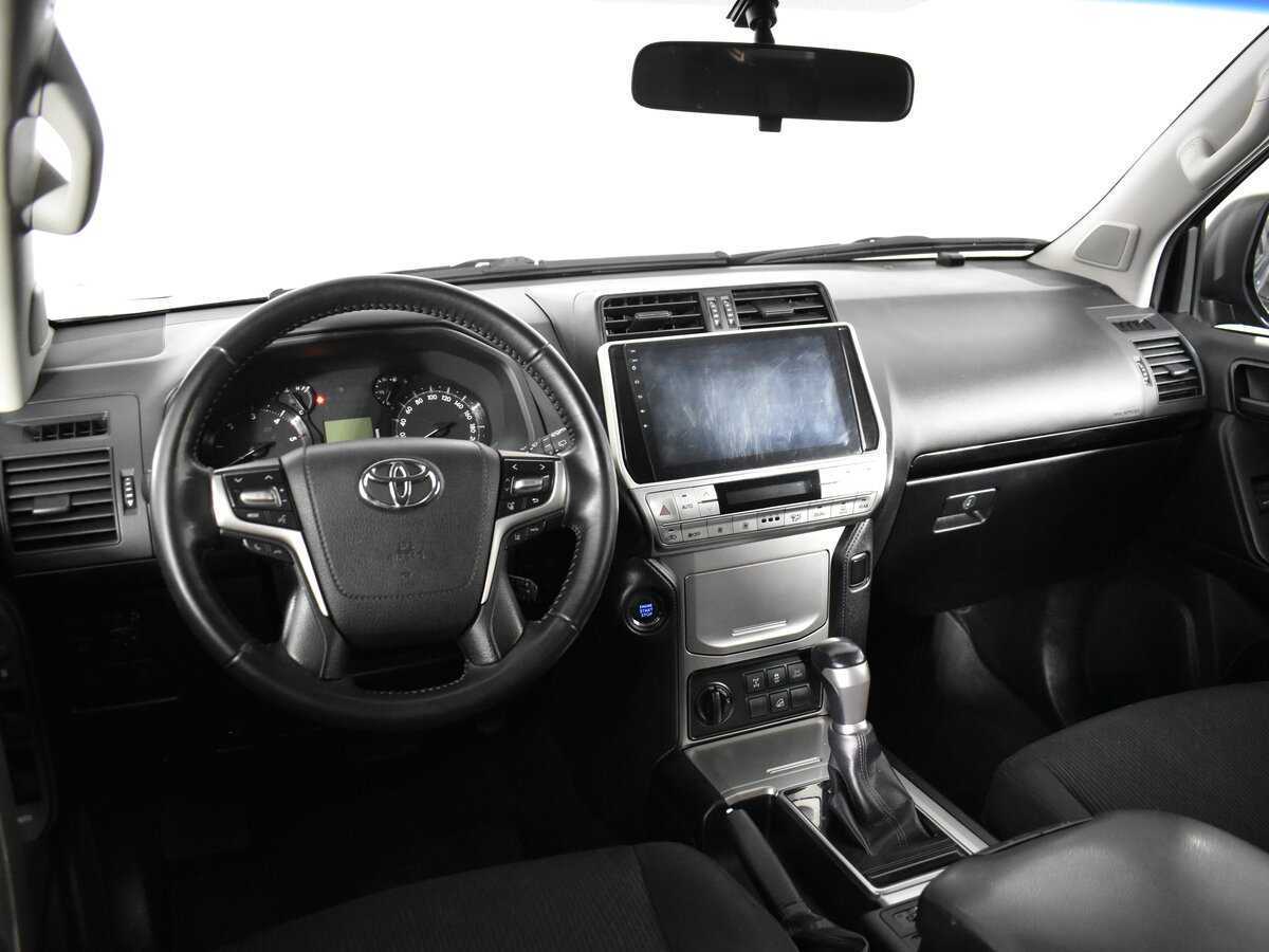 Toyota Land Cruiser Prado, 2018 Фото №14