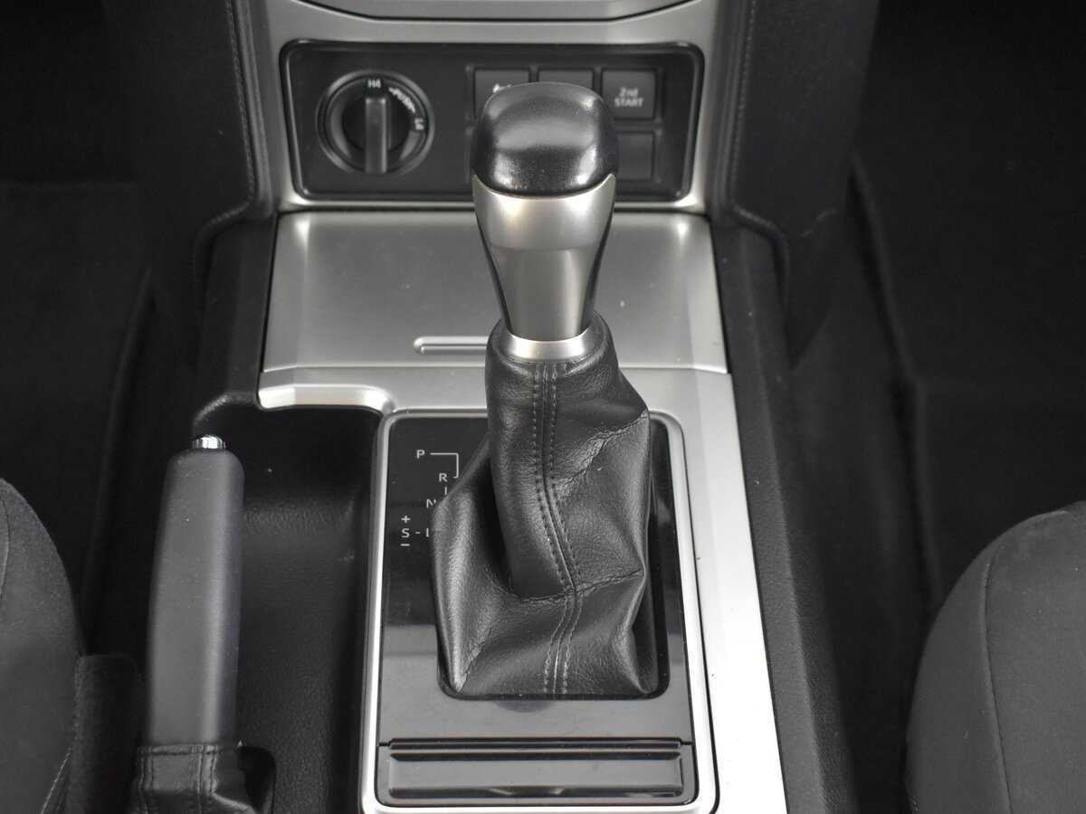 Toyota Land Cruiser Prado, 2018 Фото №16