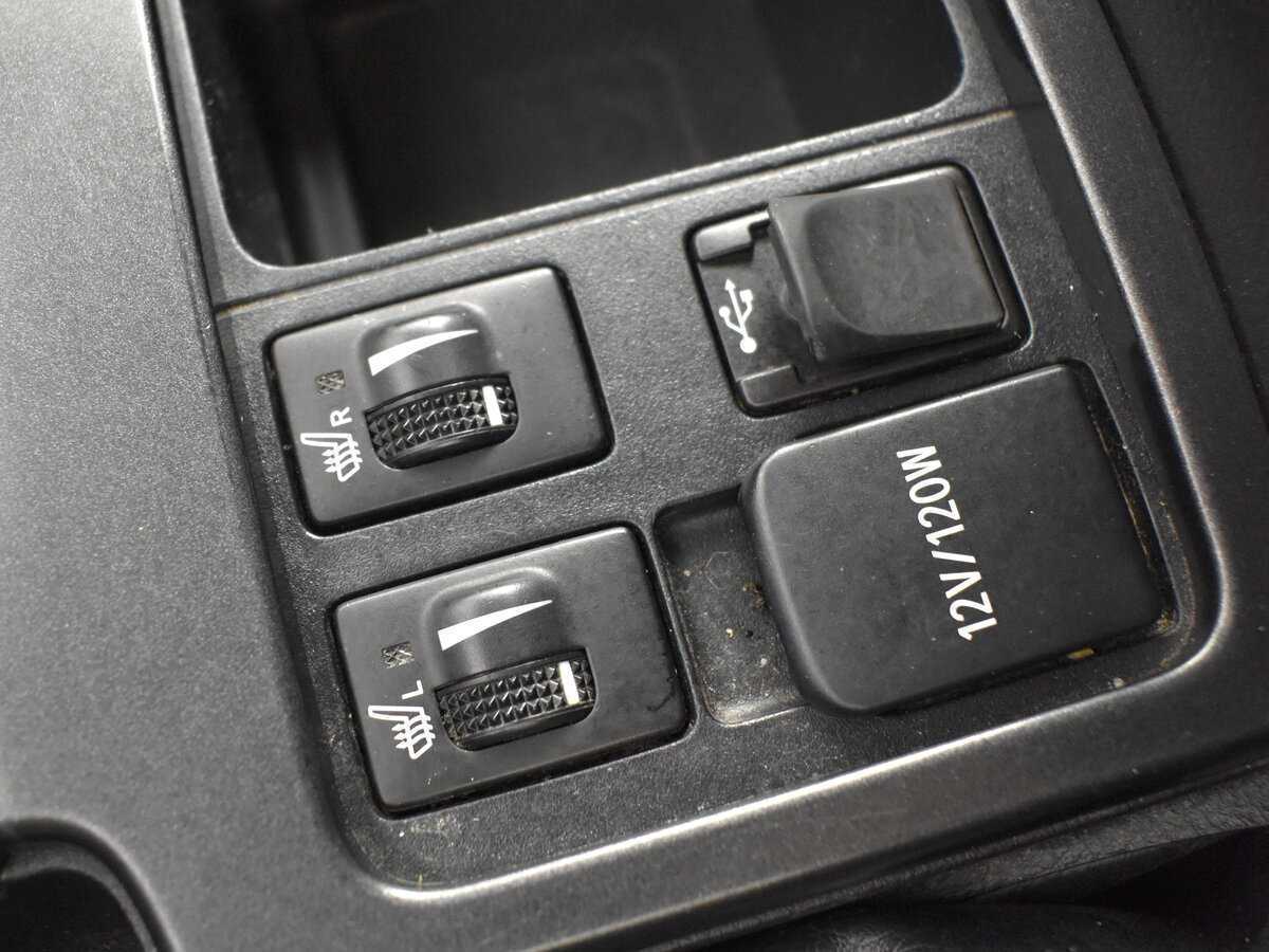 Toyota Land Cruiser Prado, 2013 Фото №17