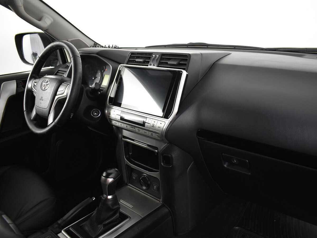 Toyota Land Cruiser Prado, 2018 Фото №11