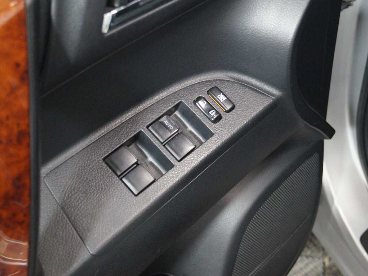 Toyota Highlander, 2011 Фото №16