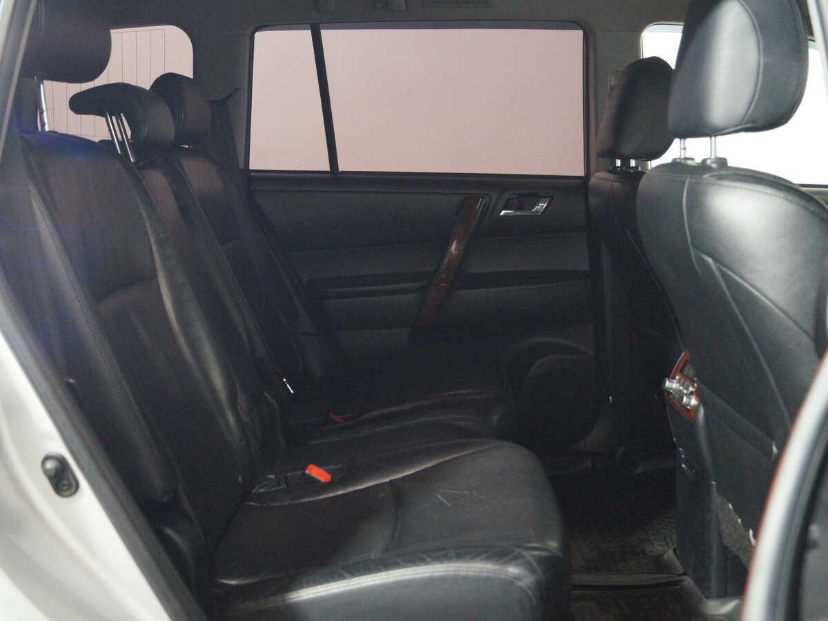Toyota Highlander, 2011 Фото №19