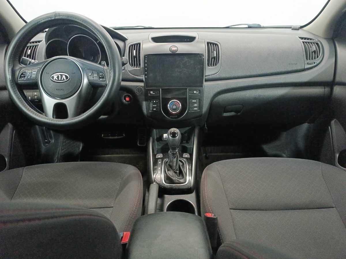 Kia Cerato, 2011 Фото №9
