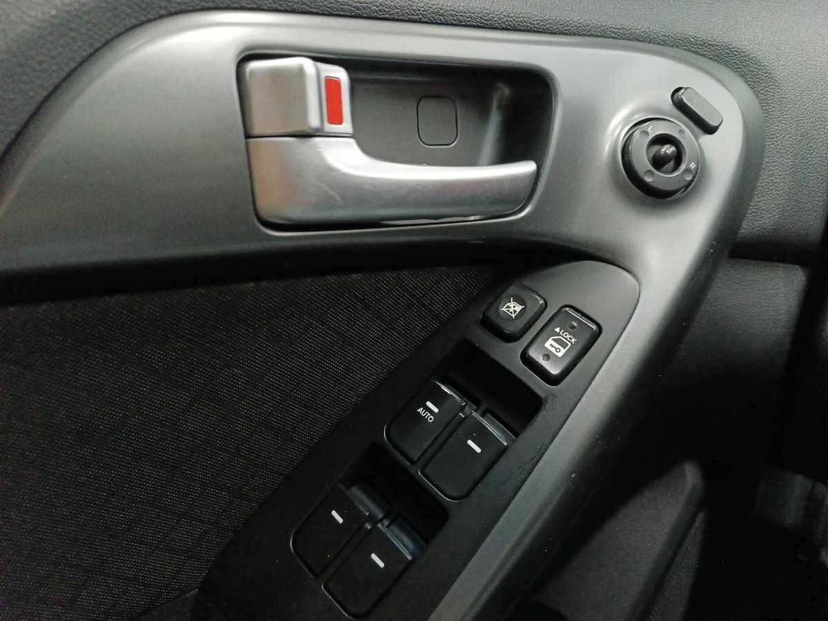 Kia Cerato, 2011 Фото №16