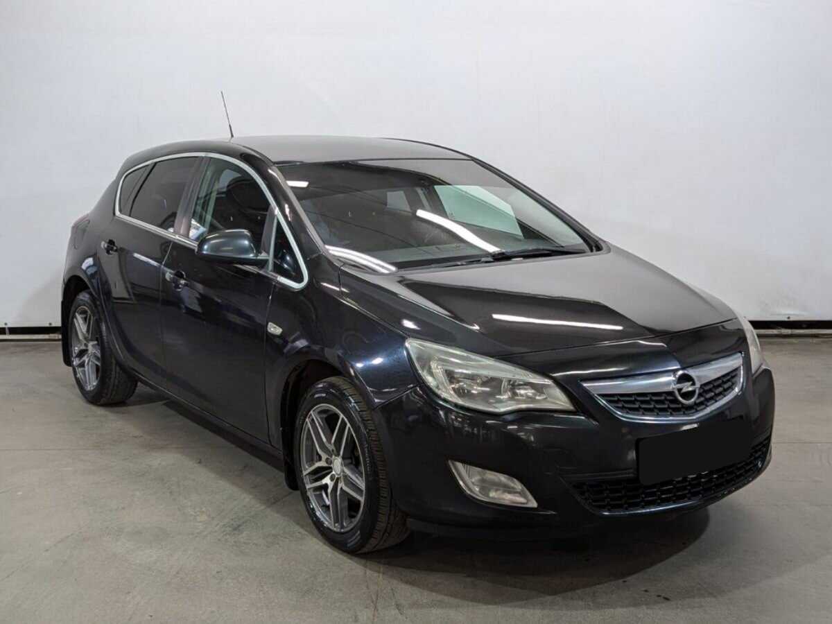 Opel Astra, 2011 - 356 798 км. | Фото №3