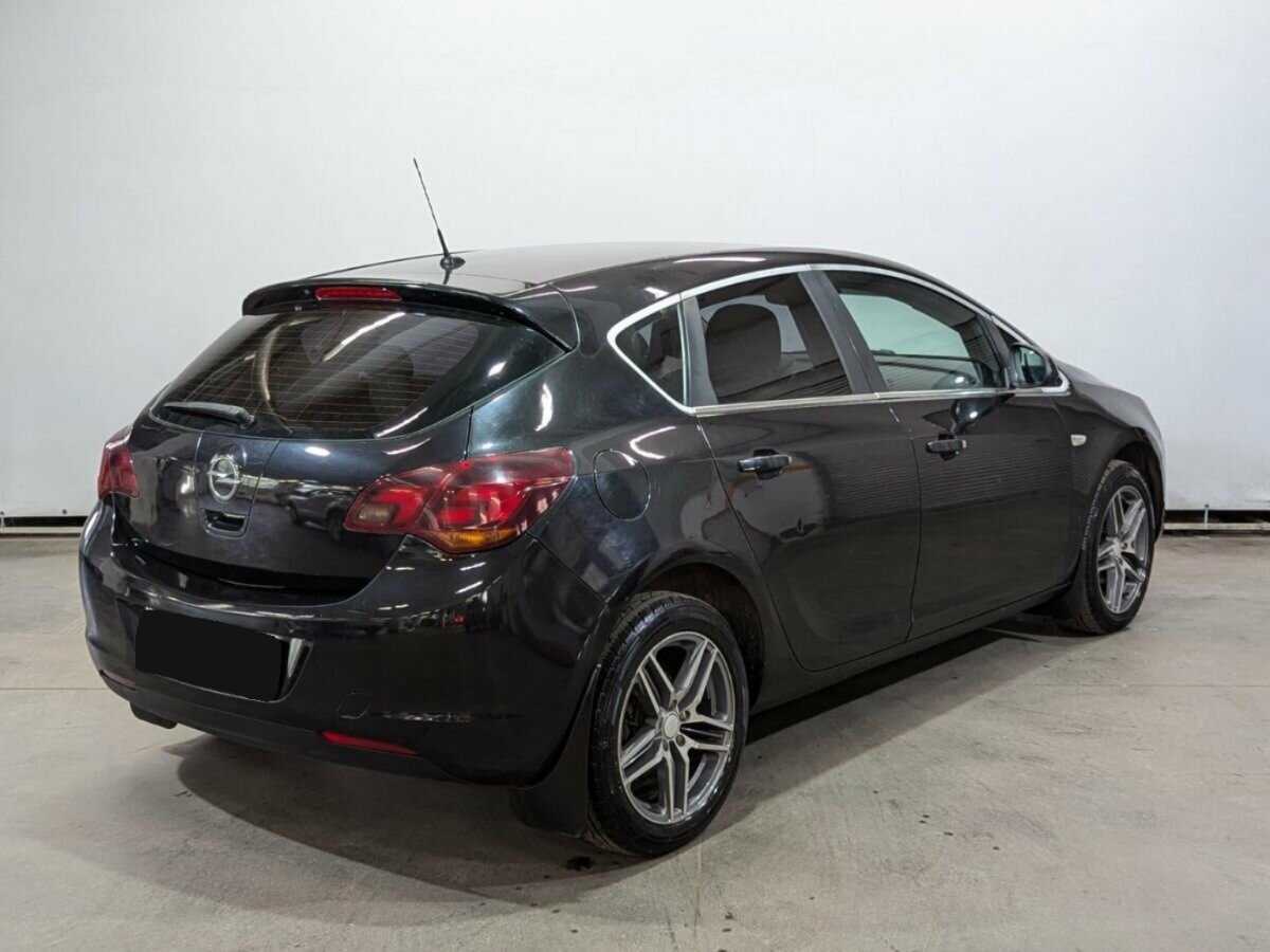 Opel Astra, 2011 - 356 798 км. | Фото №8