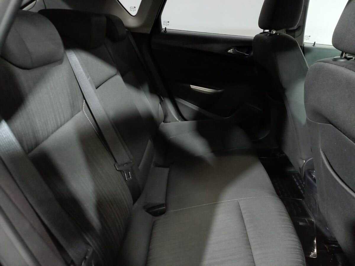 Opel Astra, 2010 Фото №11