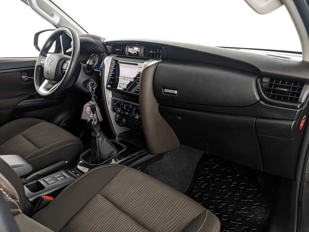 Toyota Fortuner, 2019 Фото №9