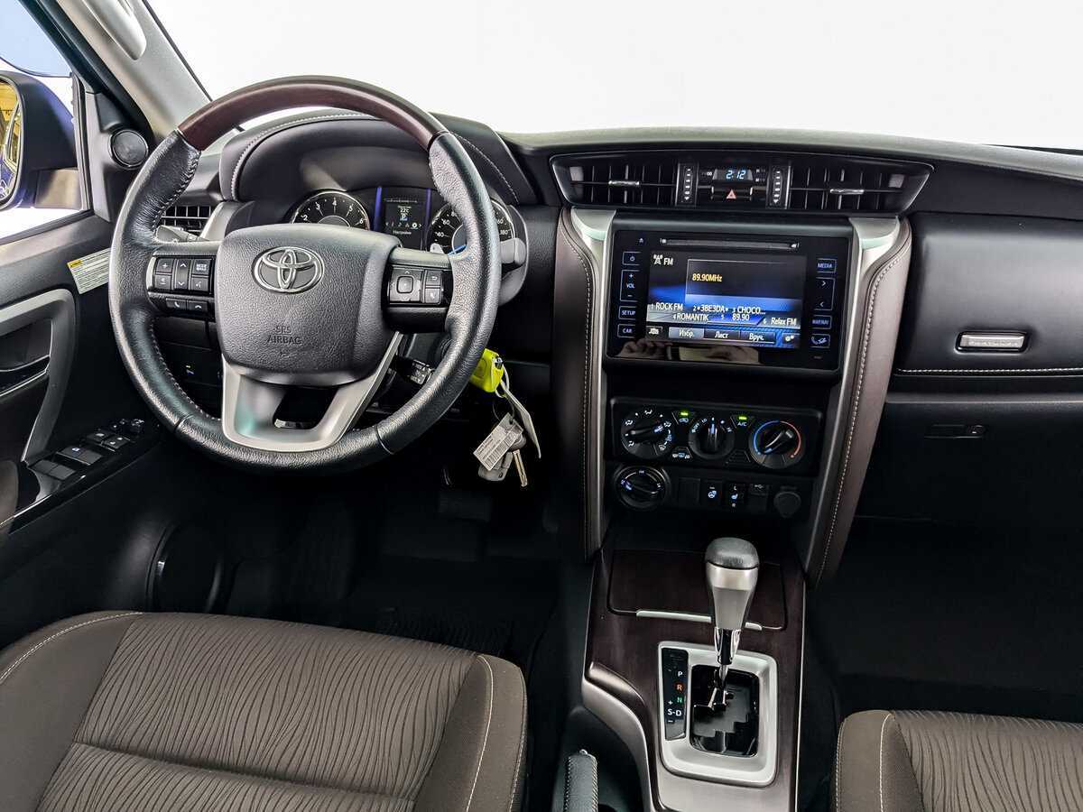 Toyota Fortuner, 2019 Фото №24