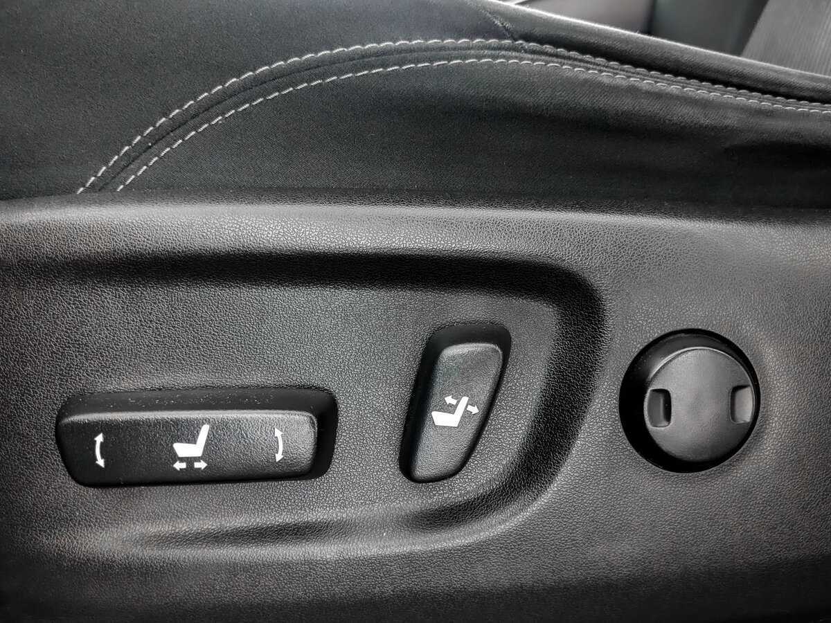 Toyota Land Cruiser Prado, 2019 Фото №16