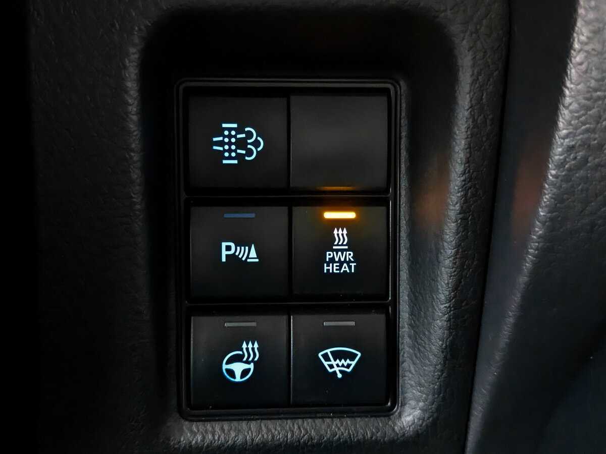 Toyota Land Cruiser Prado, 2019 Фото №20