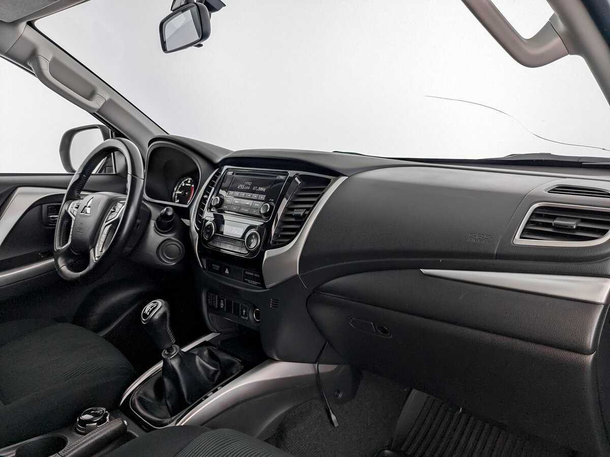 Mitsubishi Pajero Sport, 2021 Фото №9