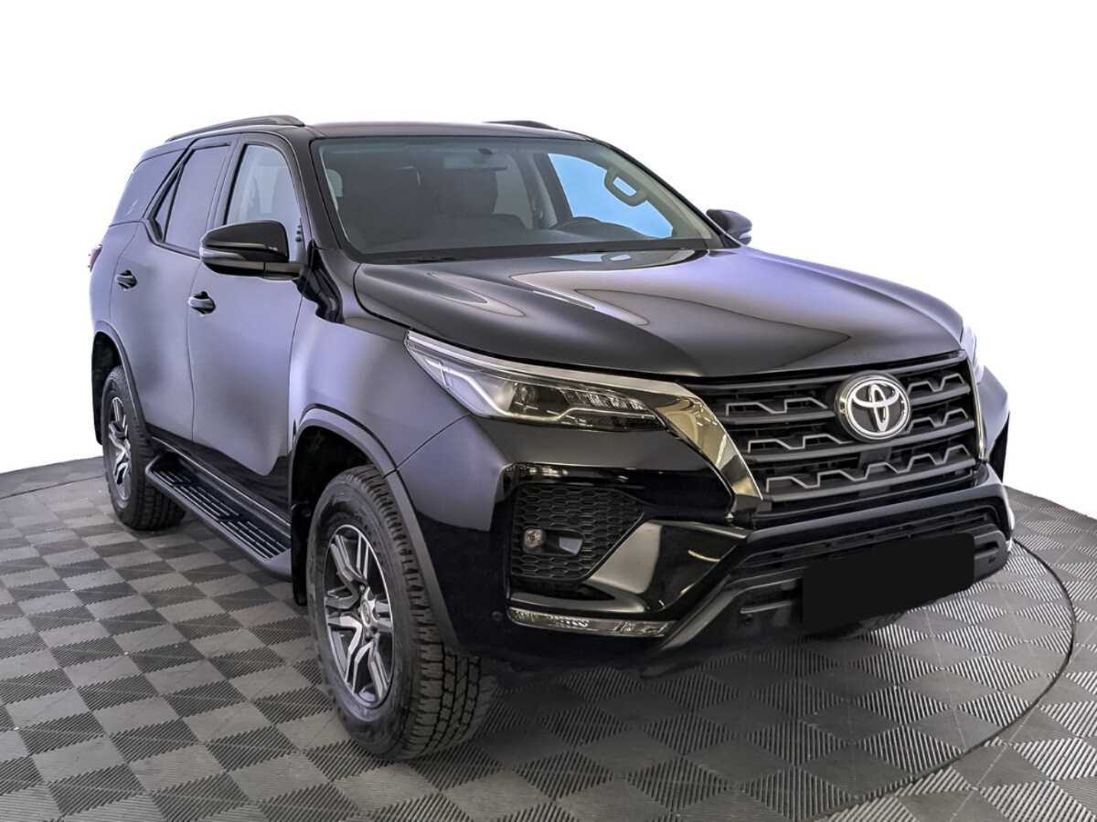 Toyota Fortuner, 2021 Фото №3