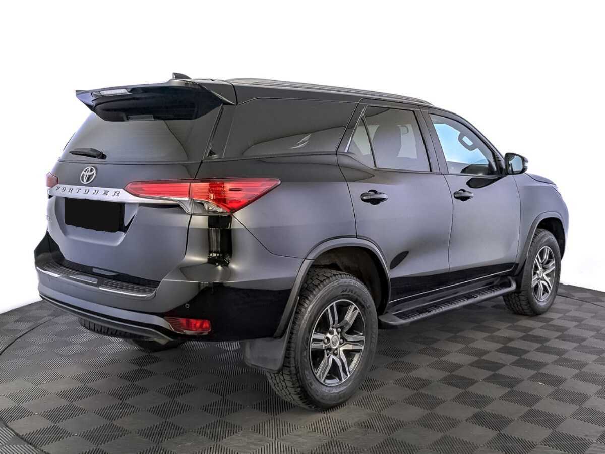 Toyota Fortuner, 2021 Фото №5