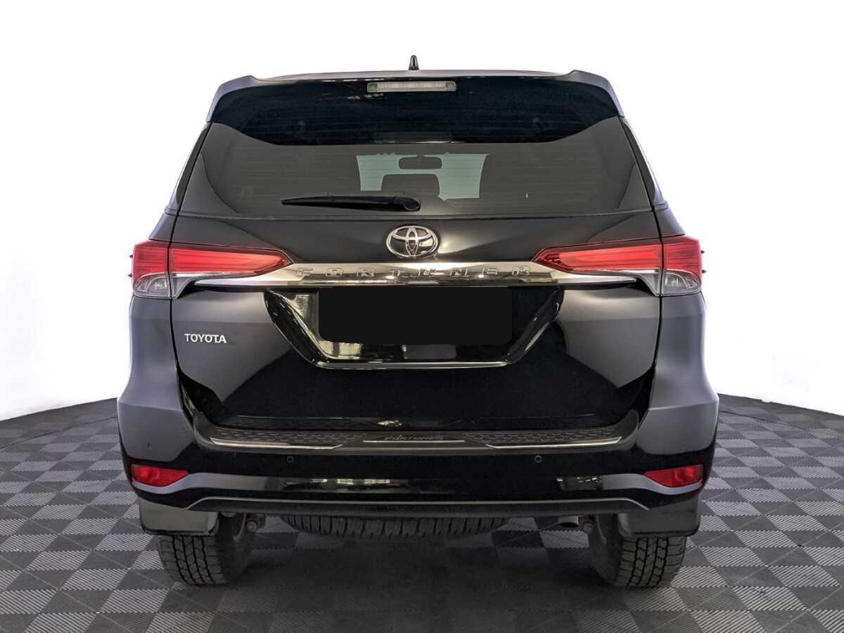 Toyota Fortuner, 2021 Фото №6