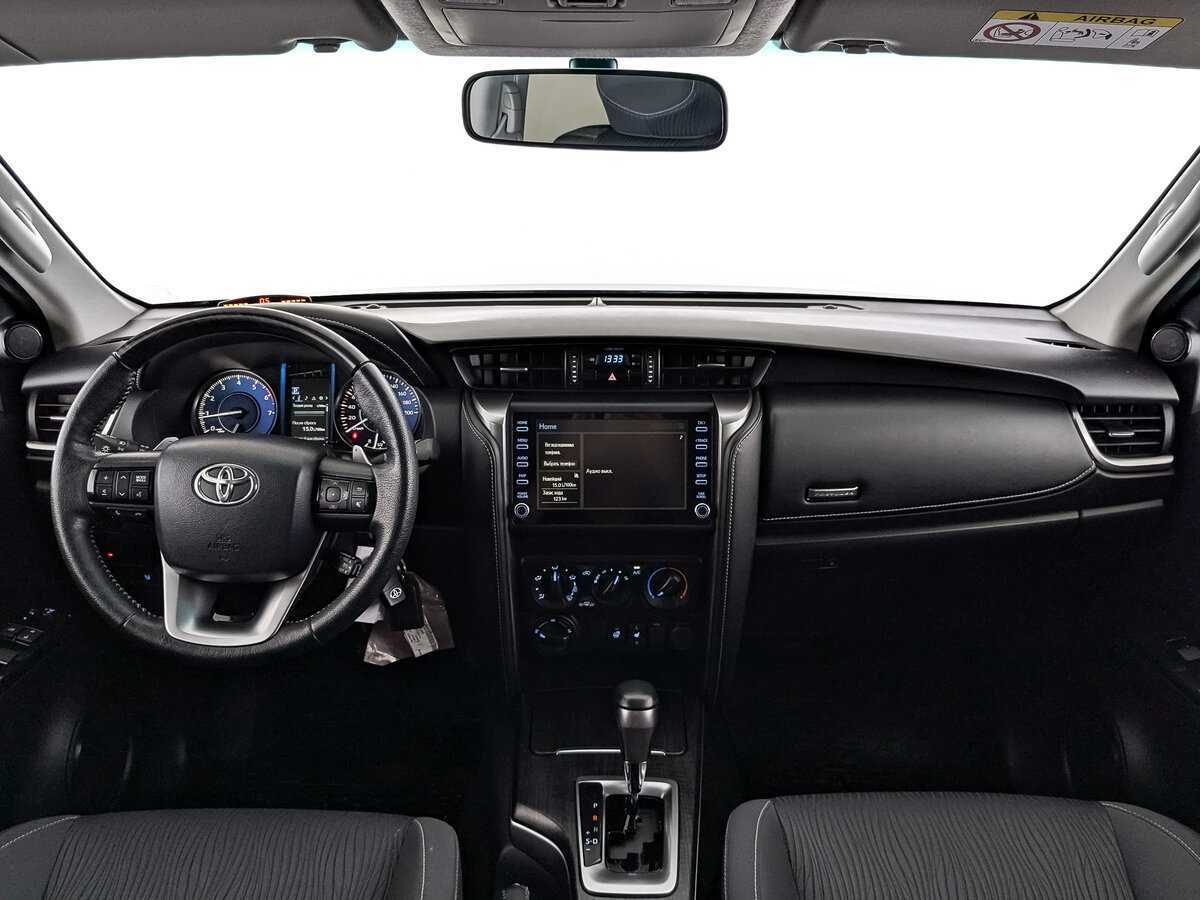 Toyota Fortuner, 2021 Фото №10