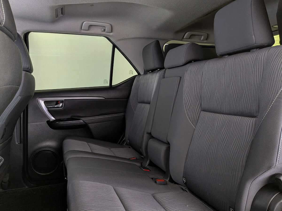 Toyota Fortuner, 2021 Фото №14