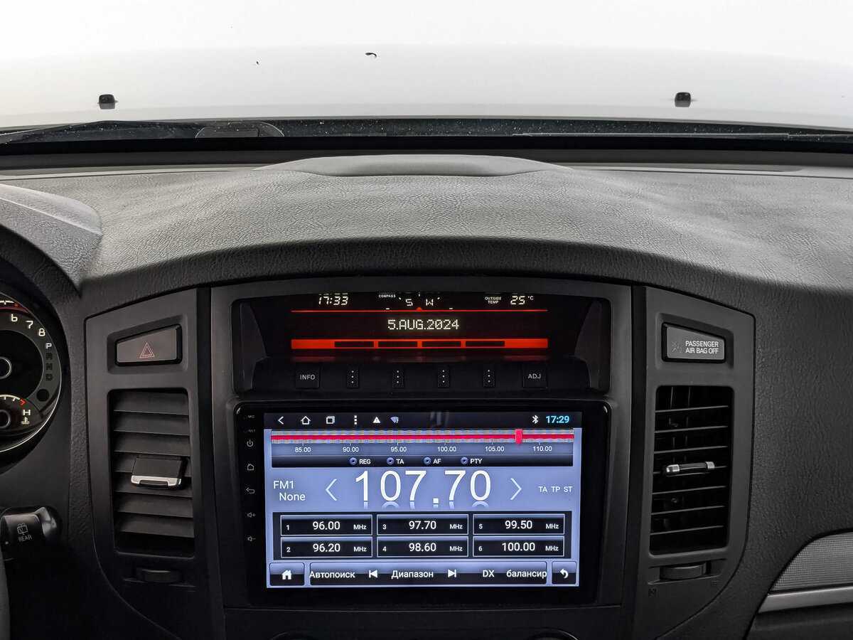 Mitsubishi Pajero, 2011 Фото №13