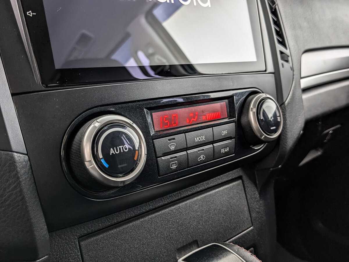 Mitsubishi Pajero, 2011 Фото №17