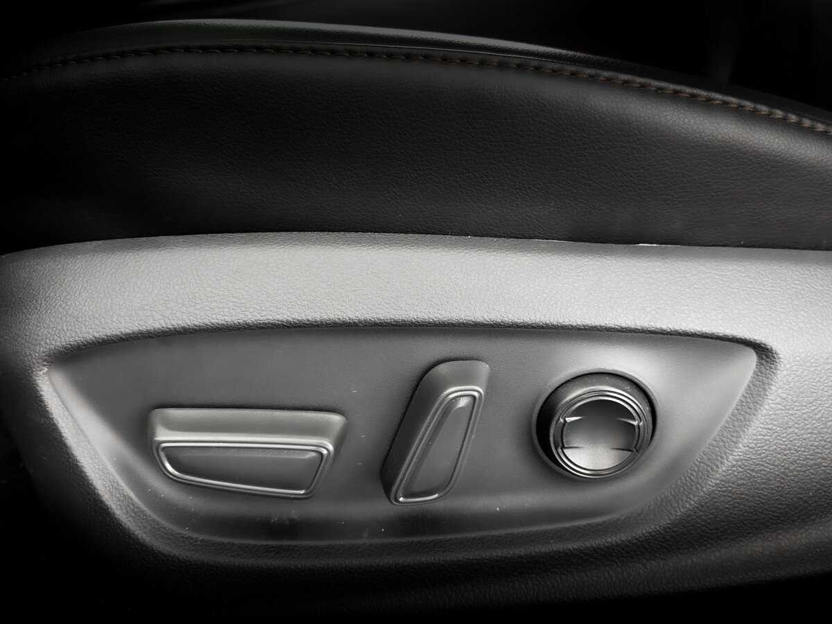 Toyota Camry, 2023 Фото №17