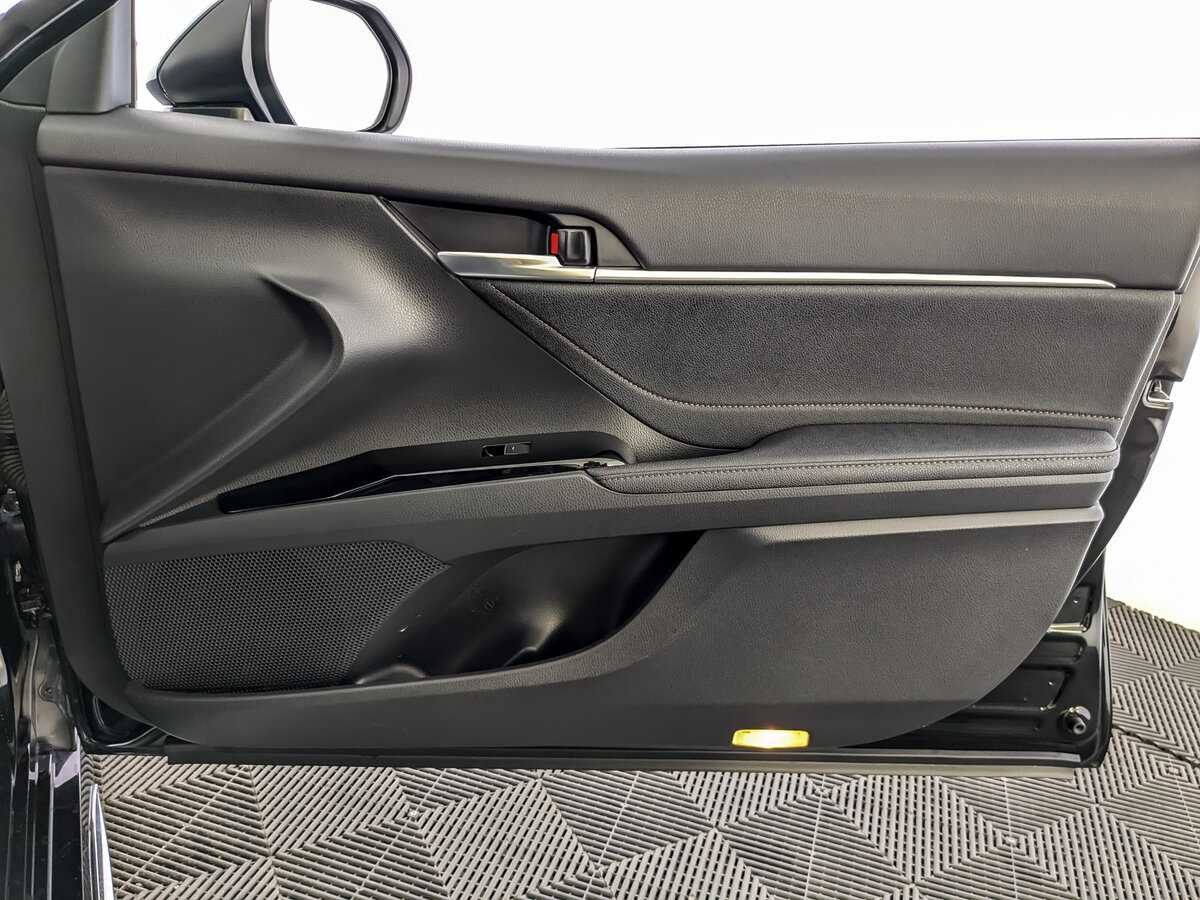Toyota Camry, 2023 Фото №22