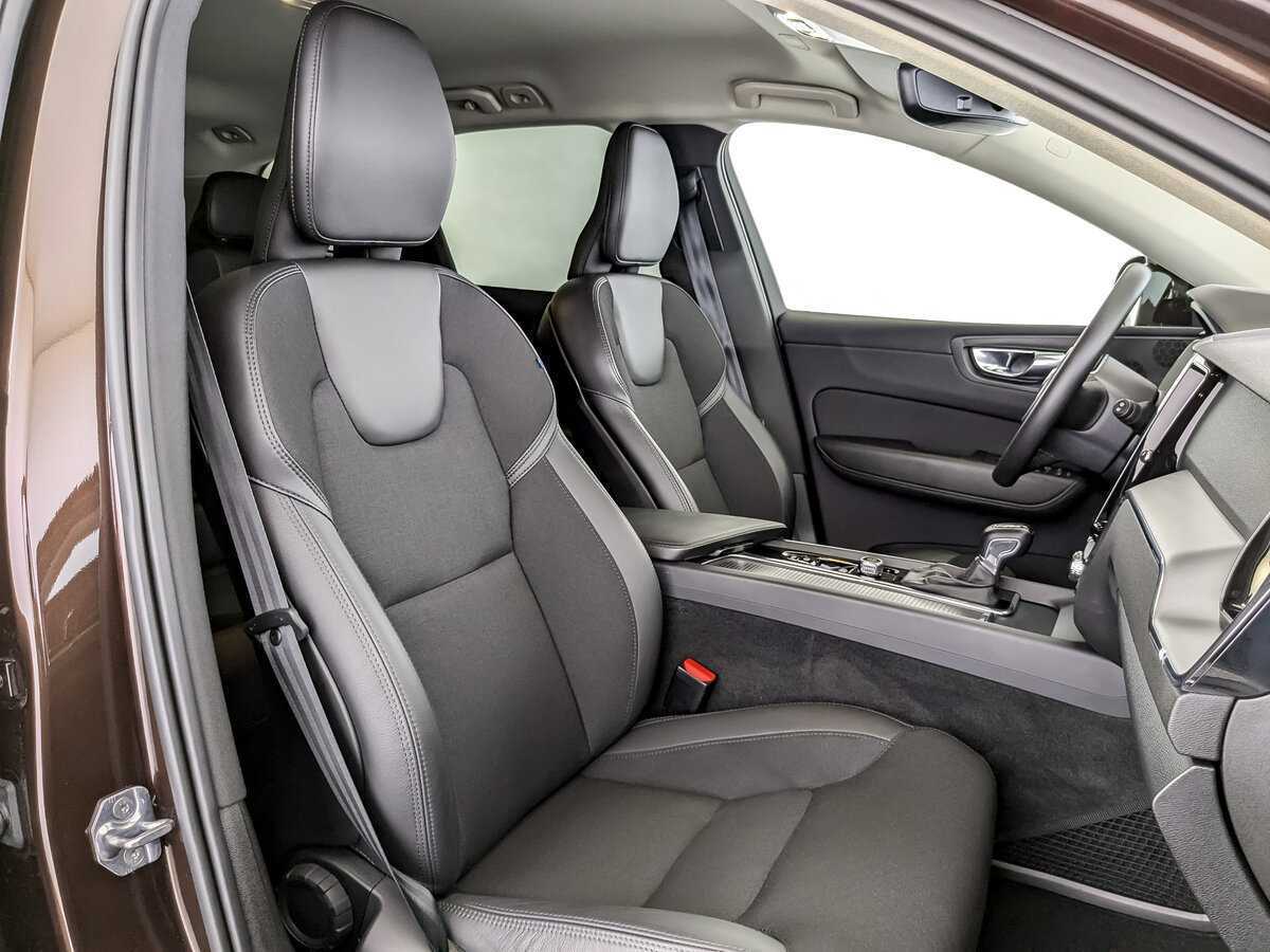 Volvo XC60, 2020 Фото №21